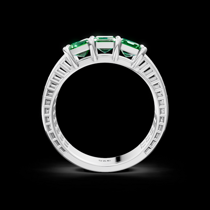 925 Sterling Silver Ring With Emerald Gemstone